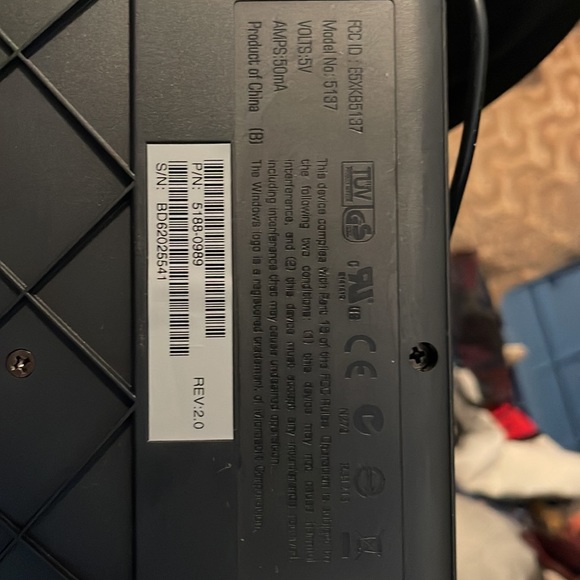 Compare keyboard Model #5137 - Picture 4 of 4